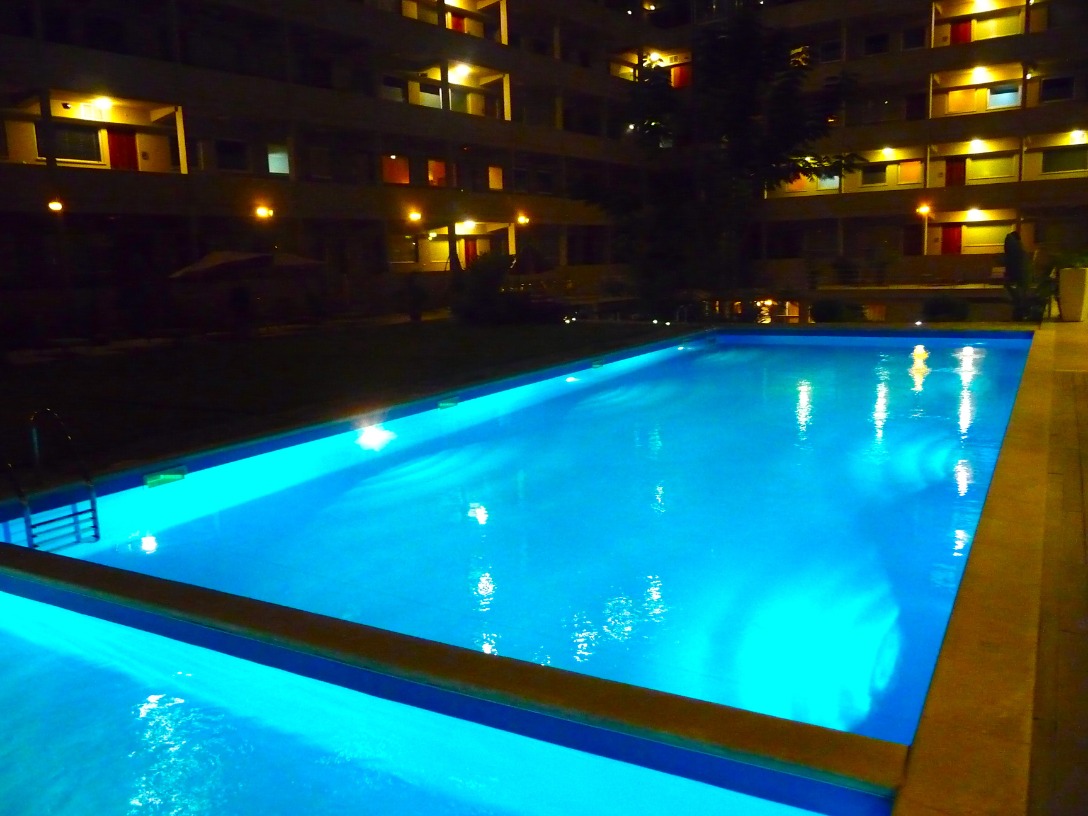 Piscina Aparthotel Mil Cidades